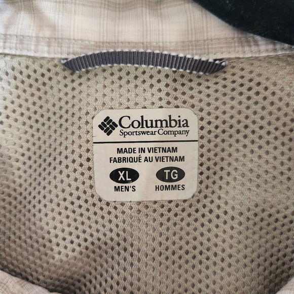 COLUMBIA Men's Long Sleeve Omni Shade Lightweight Plaid Button Up Shirt - Picture 8 of 9